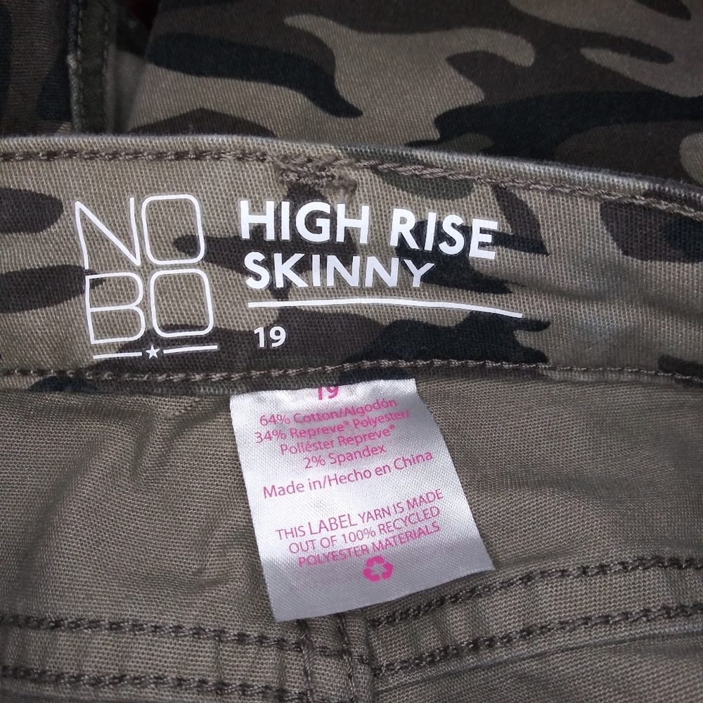 No Boundries High Rise Skinny Camo Jeans - Picture 6 of 8